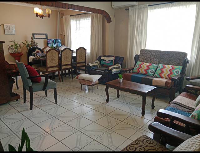 3 BEDROOM HOUSE FOR SALE IN NEWHOLME
